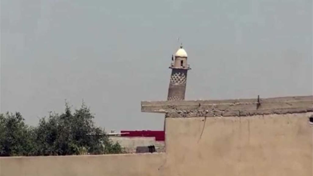 مصدر: عناصر داعش يحاصرون الاهالي في المنطقة التي اعلنوا فيها خلافتهم