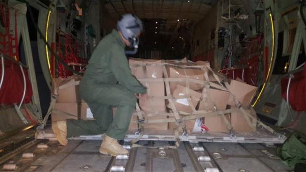 طائرات القوة الجوية تلقي مئات آلاف المنشورات على المناطق غير المحررة بأيمن الموصل
