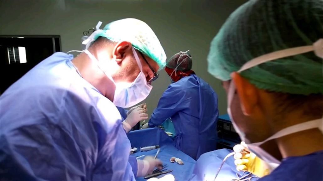 فريق طبي ينقذ حياة مقاتل عراقي أصيب برصاصة بالجمجمة خلال قتال "داعش"