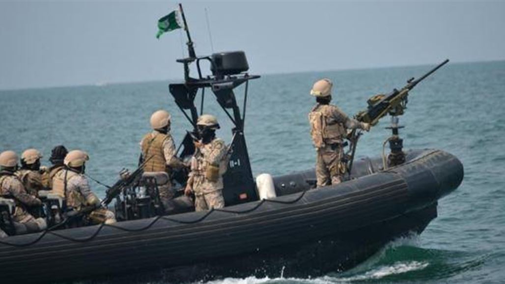 البحرية السعودية تحتجز ثلاثة ايرانيين كانوا على متن قارب قرب حقل نفطي