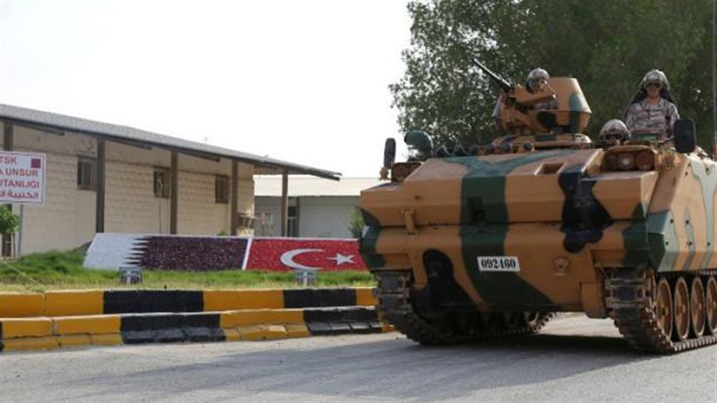 الجيش التركي يعلن وصول 23 جنديا تركيا وخمس مركبات عسكرية إلى الدوحة