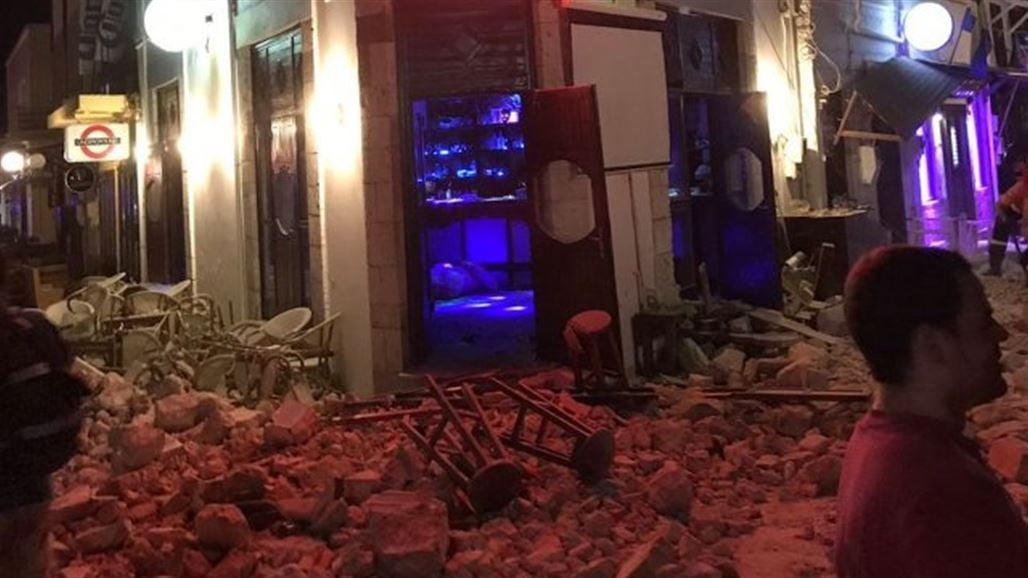 مصرع شخصين وإصابة العشرات بزلزال قرب السواحل التركية واليونانية