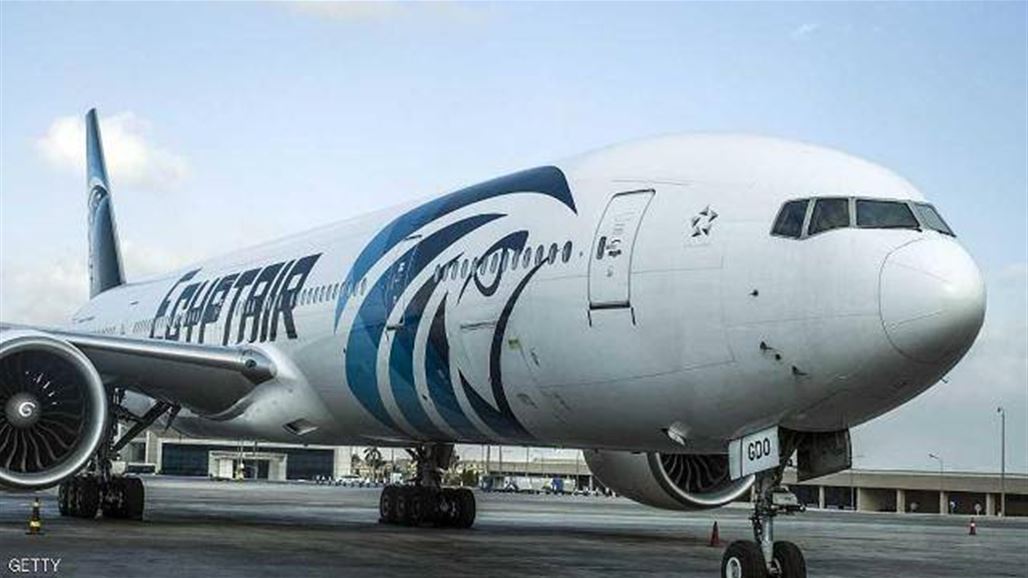 السلطات البريطانية ترفع الحظر عن الأجهزة الإلكترونية على "مصر للطيران"