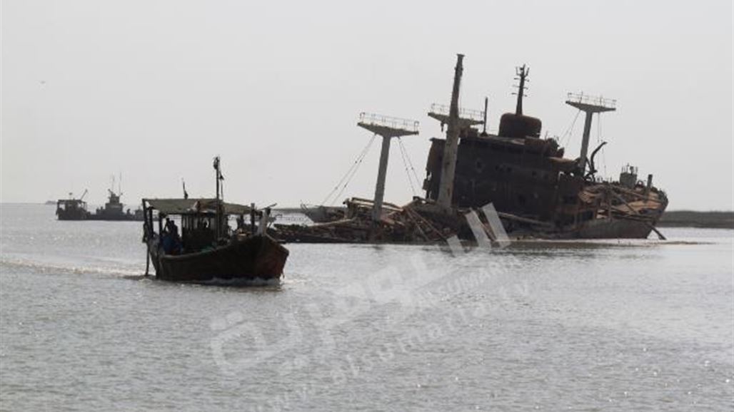 الموانئ تعتزم بيع السفن الغارقة في المياه العراقية