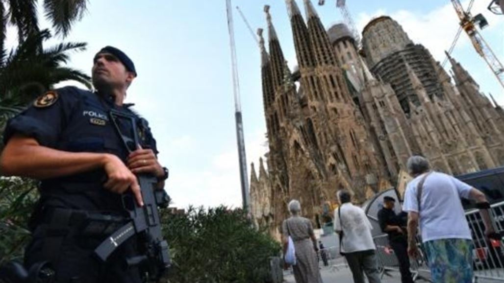 الشرطة الإسبانية تعلن سبب تطويق أشهر كنيسة في برشلونة