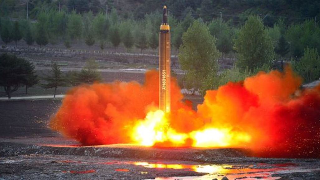 كوريا الشمالية تطلق صاروخا جديدا باتجاه اليابان