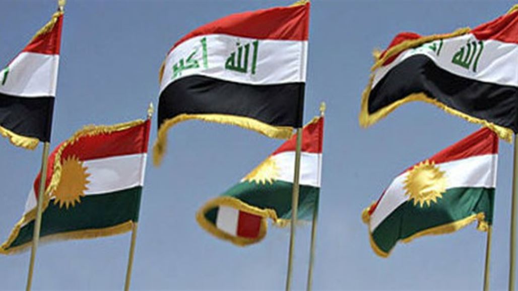 البارزاني: العلمان العراقي والكردستاني سيبقيان كما هما