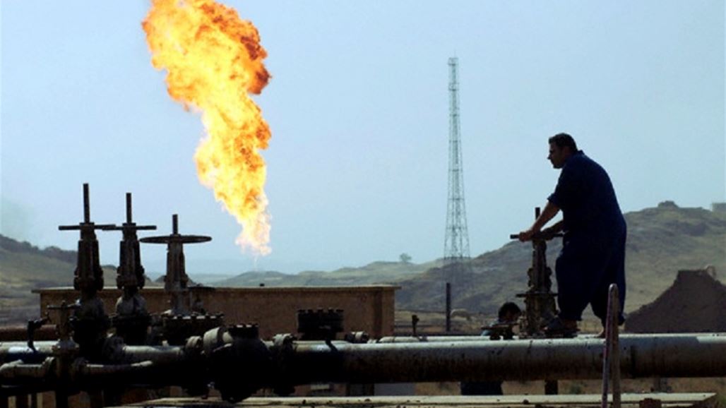 النفط يسجل أعلى مستوى منذ تموز 2015 وبرنت يقترب من سعر 60 دولار