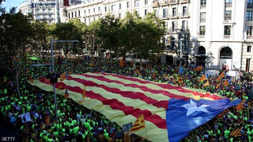 فرنسا تعلن عدم اعترافها بـ"استقلال" كتالونيا