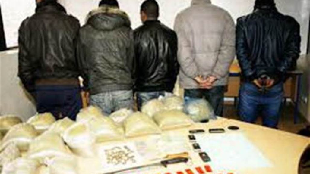 اعتقال اربعة اشخاص بتهمة حيازة وتعاطي المخدرات في خانقين
