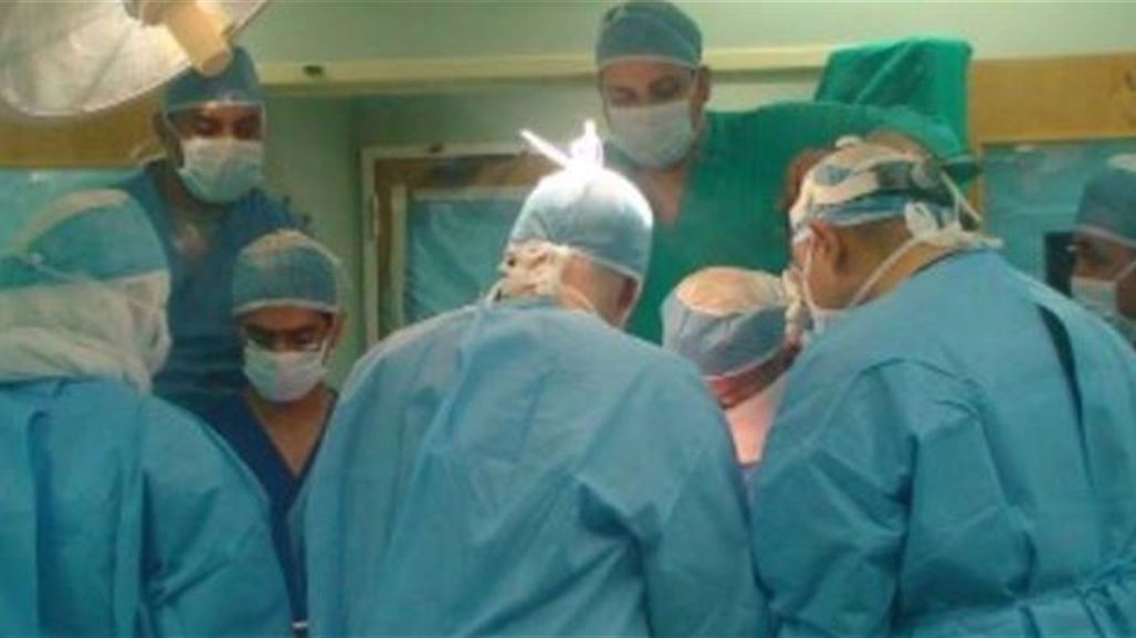 فريق طبي ببابل يعيد فروة رأس شاب بعد أن انسلخت من جمجمته