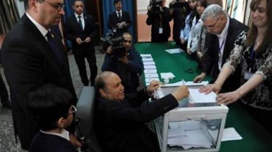 نتائج الانتخابات الرئاسة الجزائرية تظهر تقدم بوتفليقة واكبر منافسيه يعترض