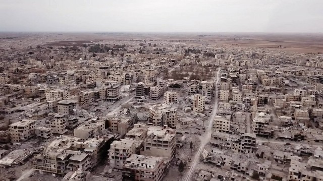  Modern aerial photographs showing the massive destruction in the Syrian capital  636571196482123088-5ab081a095a59787508b45df