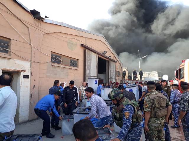 بالفيديو والصور.. حريق صناديق الاقتراع.. وهذا السيناريو المرعب التالي