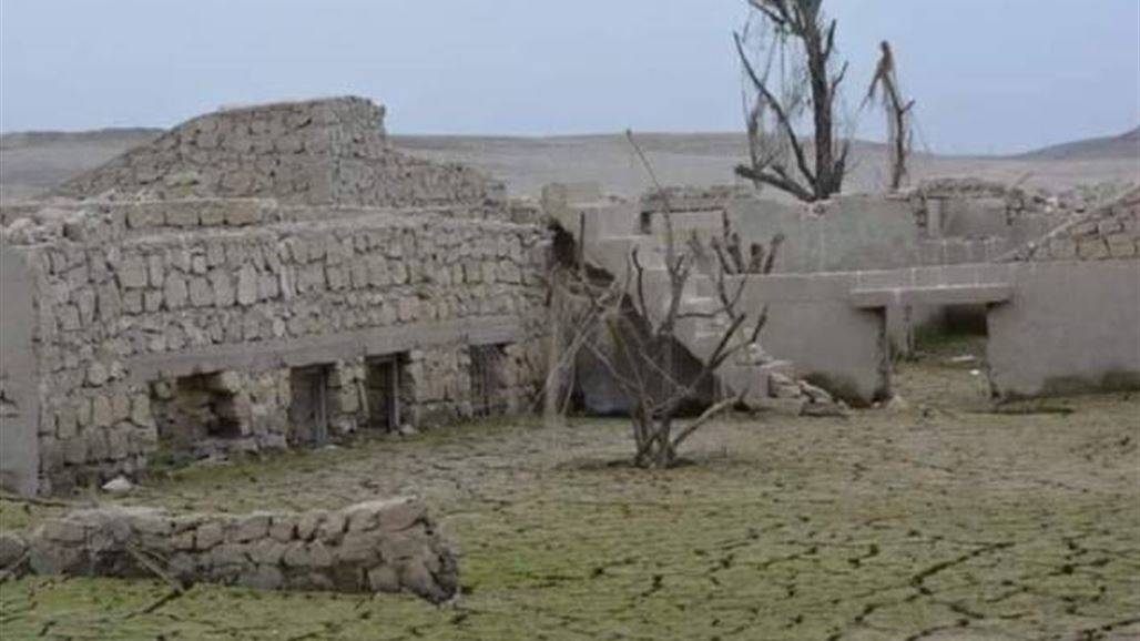 Pictures of the emergence of a city under water in Mosul NB-241355-636667310241175236