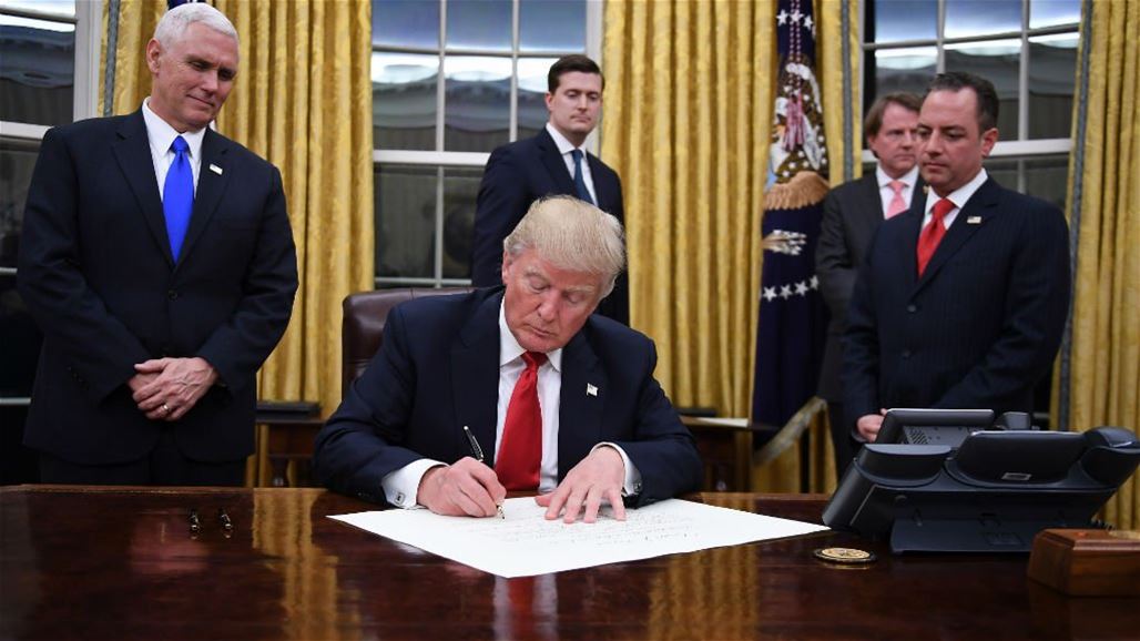 Trump signs a law on Iraq and Syria NB-254911-636801921501241158