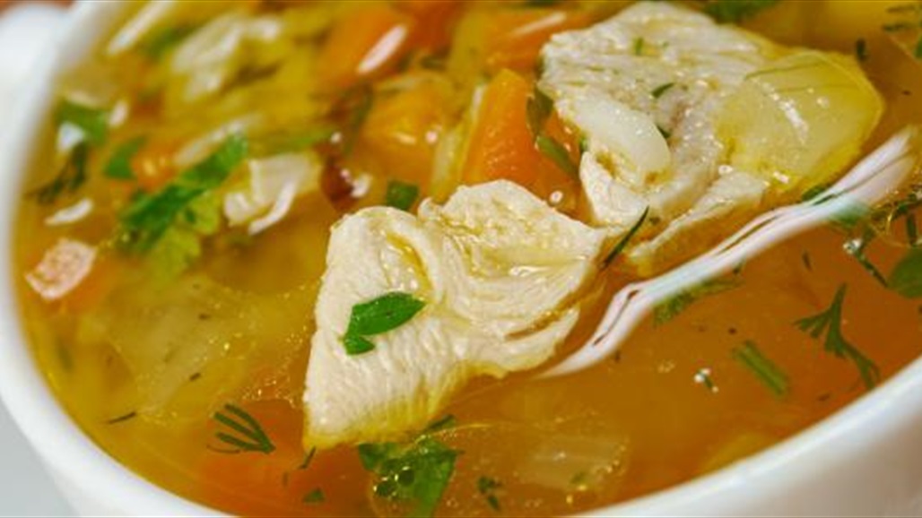 حساء الأرز بالدجاج على الطريقة العراقية.. تعرفوا اليها