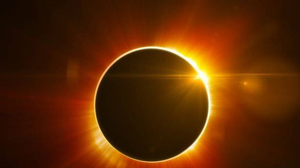 الأرض تشهد أول كسوف للشمس في العام الجديد