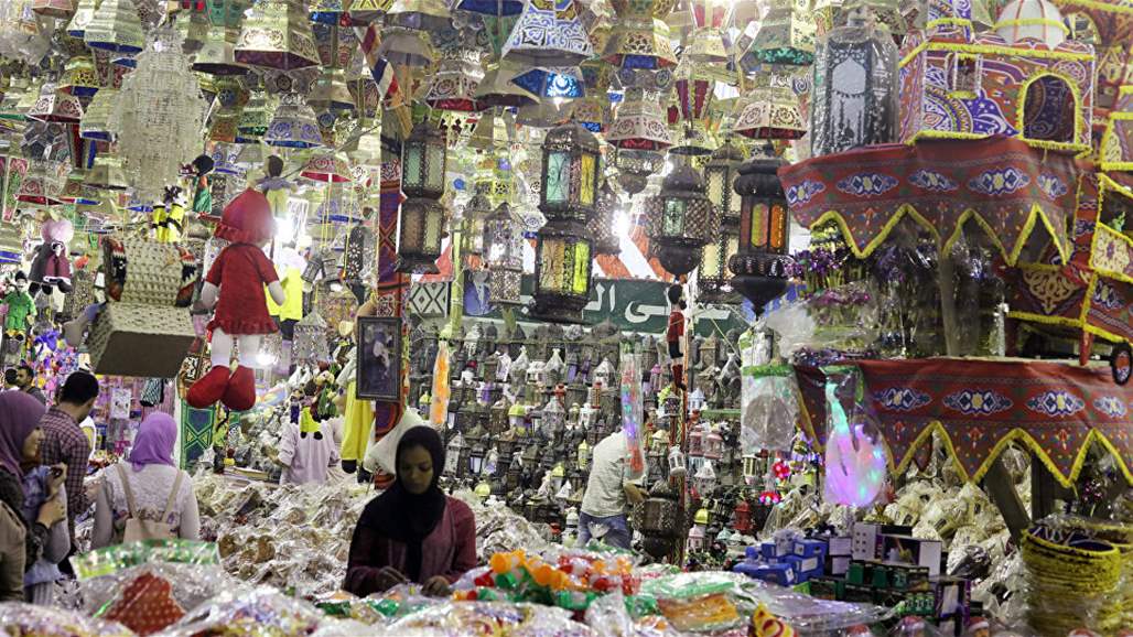 دولة عربية تصوم أكثر من 16 ساعة... عدد ساعات الصيام بأول أيام رمضان 