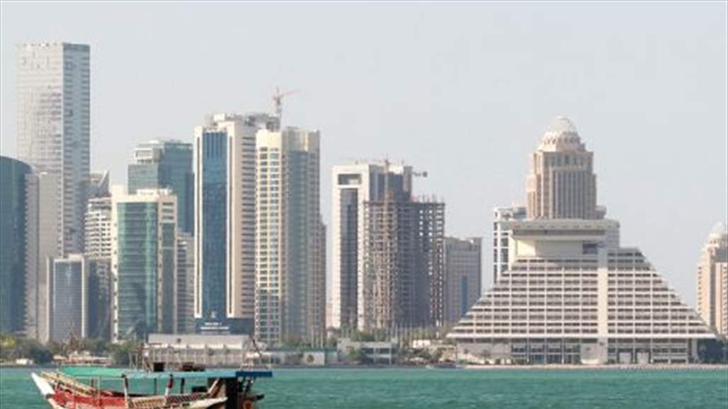 الإمارات تفرج عن زورق عسكري قطري دخل مياهها الإقليمية