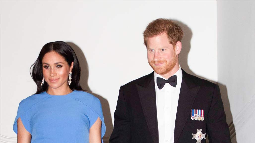 بالفيديو والصور: بعد ولادة الطفل الملكي هاري "فخور بزوجته" 