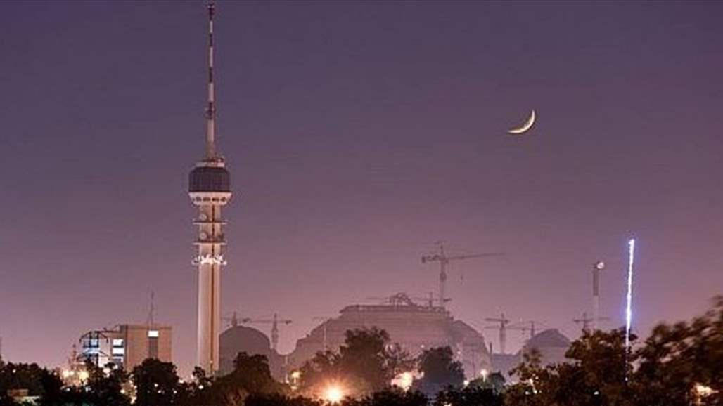 بالصور.. "المسحرجي" يخترق ظلمة الليل ويهز شوارع بغداد
