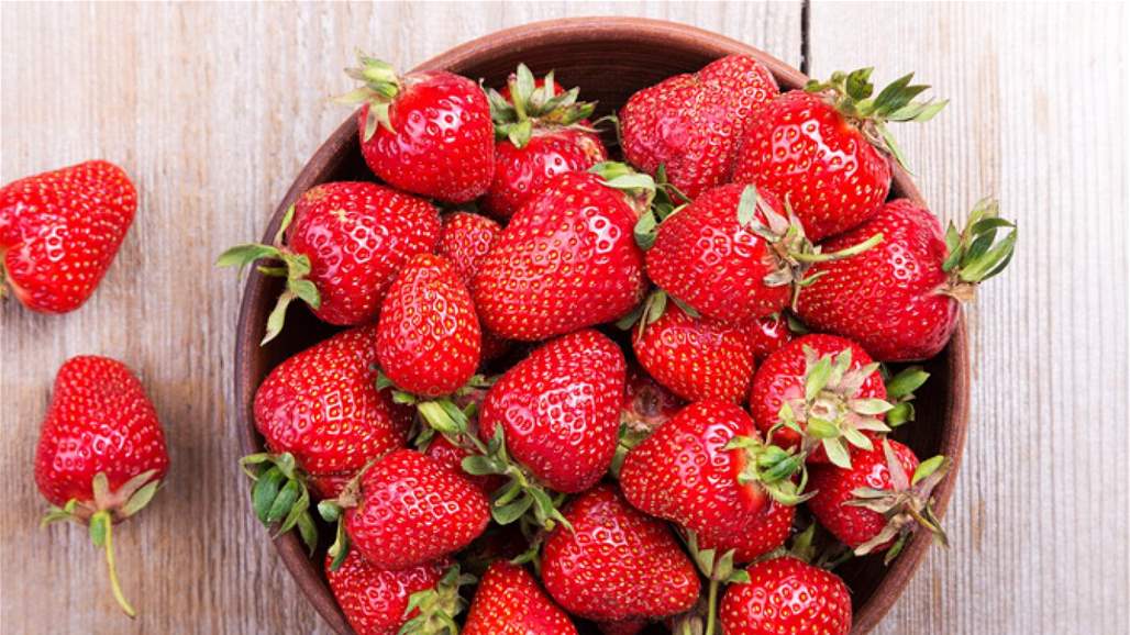 تناولوا الفراولة للوقاية من الإصابة بسرطان المريء 