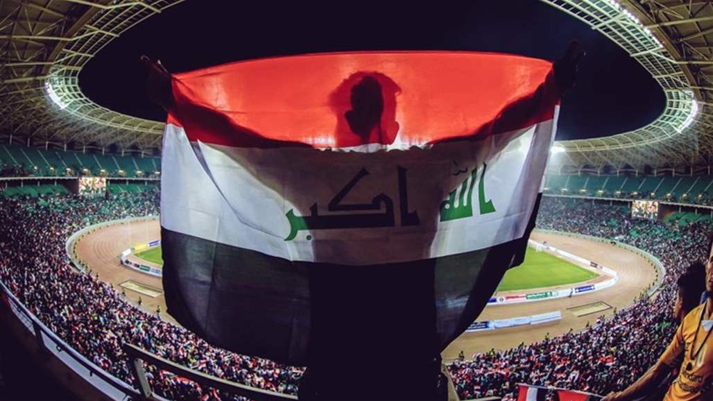 رئيس "فيفا" يتعهد برفع الحظر الكلي عن الملاعب العراقية