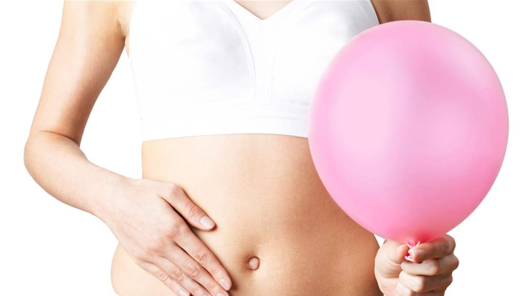 تغلب على "انتفاخ المعدة" بهذه المشروبات السحرية