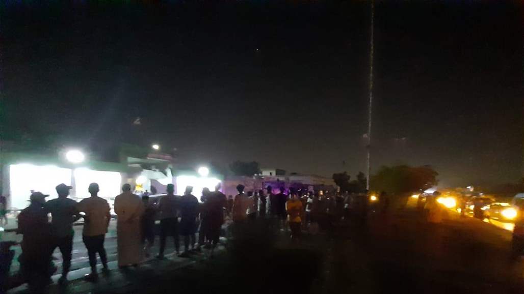اصابة ثلاثة اشخاص باربع رمانات يدوية في حي اور ببغداد
