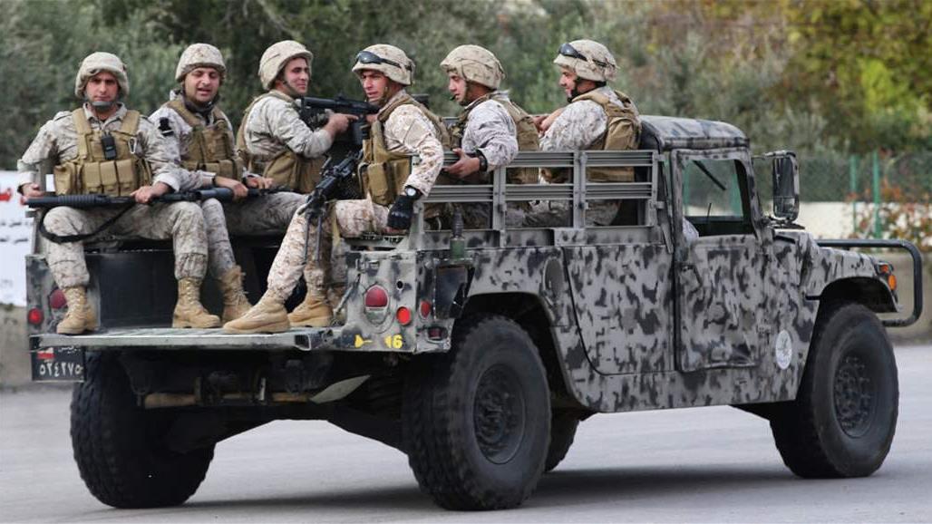  قطع طرقات واجتماع المجلس الأعلى للدفاع في لبنان