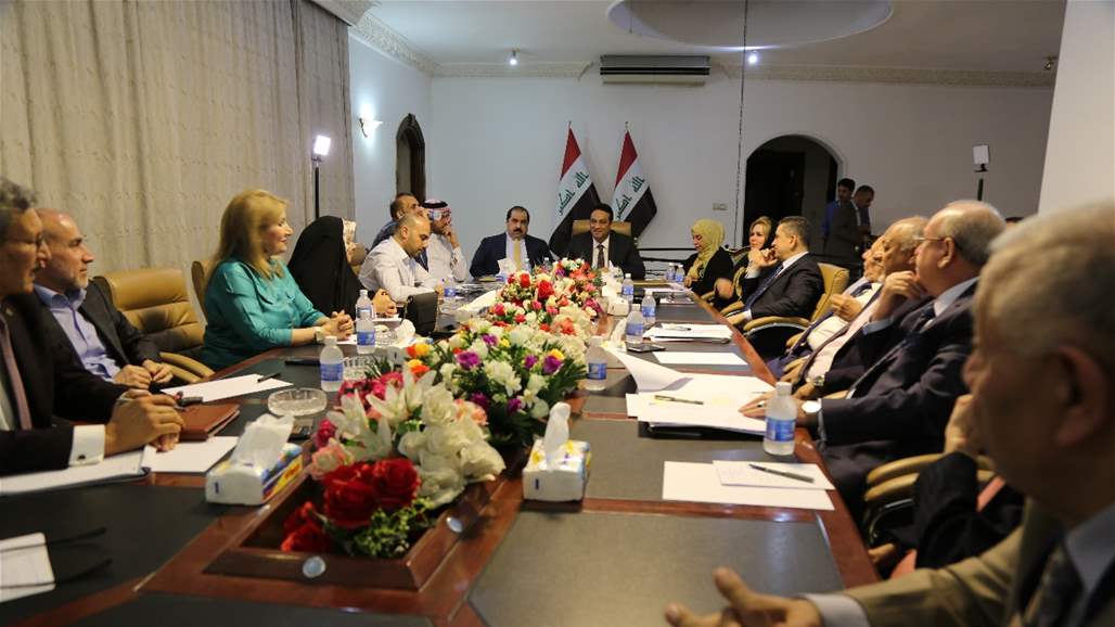 المالية النيابية تؤكد عدم وجود تخفيض برواتب الموظفين بقانون الخدمة المدنية 