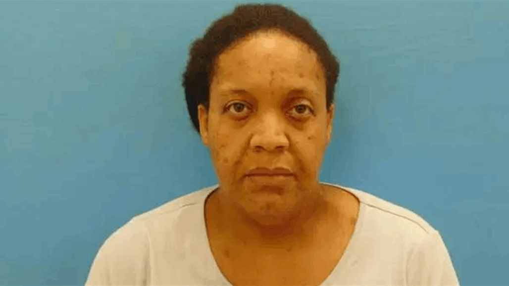 أجبرت إبنتها على العيش مع جثة جدتها المتعفنة... فهذا كان مصيرها!