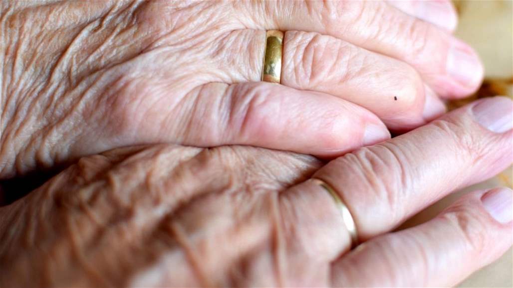 فارقا الحياة في اليوم نفسه بعدما جمعهما الحب 71 عامًا! (صور)