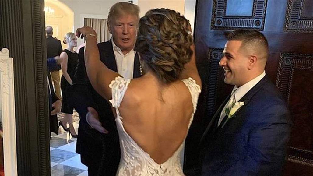 بالفيديو: ترامب يفاجئ الجميع في حفل زفاف... من العروس؟