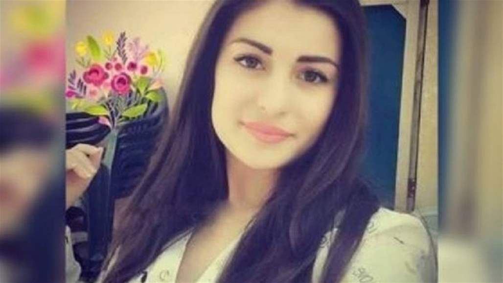 في حادث يعدّ الأسوأ... شابة ضحية سماعات الأذن!