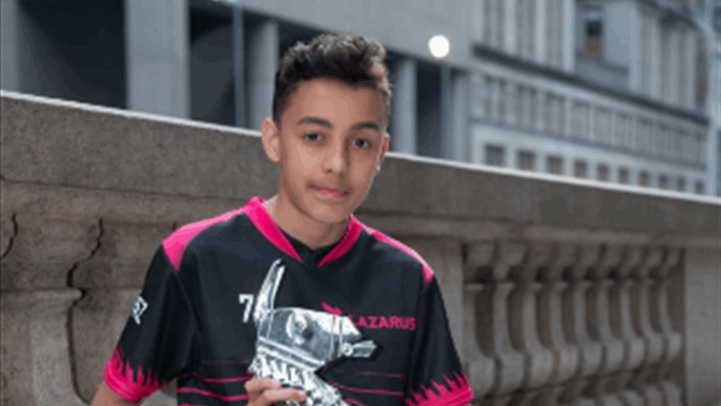 أصبح مليونيرا بعدما خالف نصائح أمه... إليكم التفاصيل! (صور)