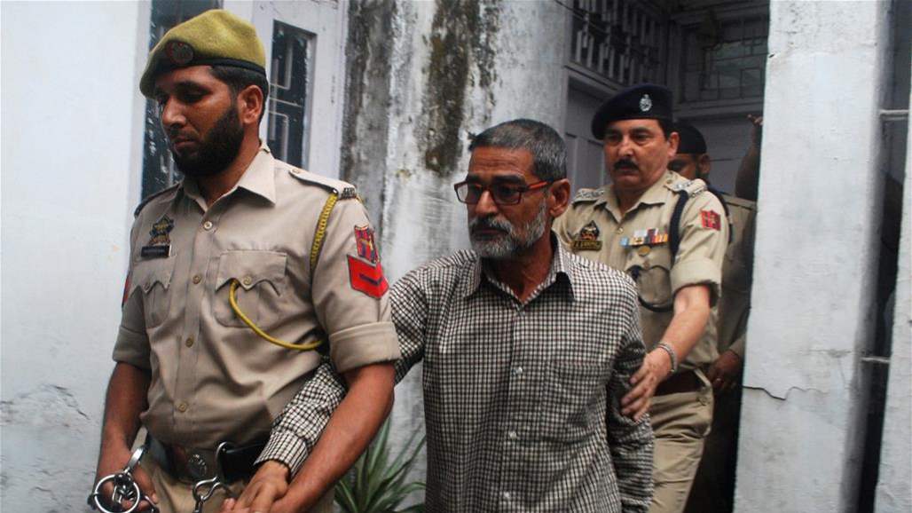 متطرفون يحرقون طفلا مسلما والسبب ديني