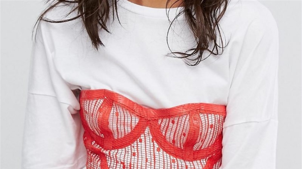 فستان "كيس البصل" يثير السخرية... لن تتوقعوا سعره الخيالي! (صور)