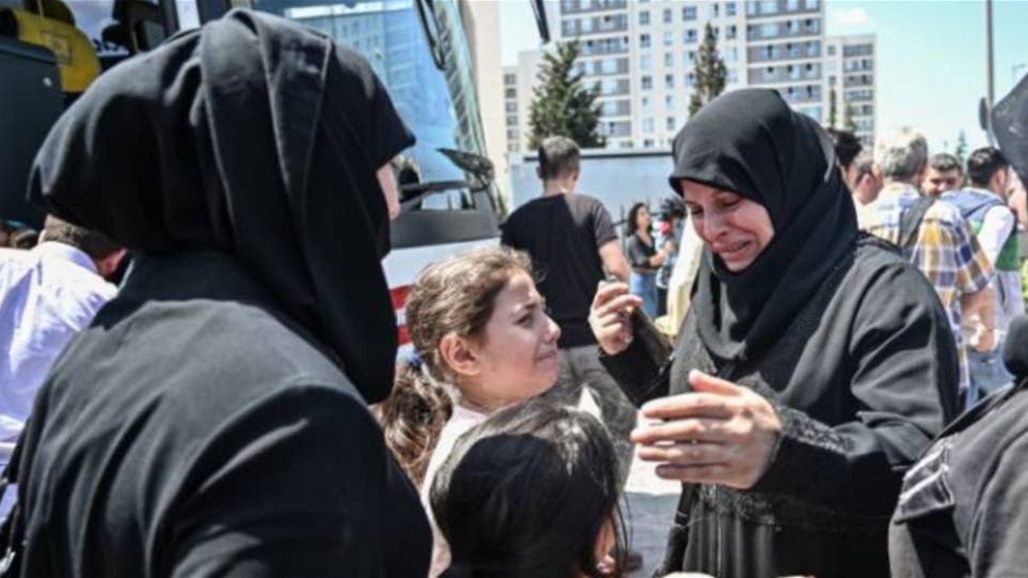 صور تشهد على مأساة ترحيل تركيا لسوريين