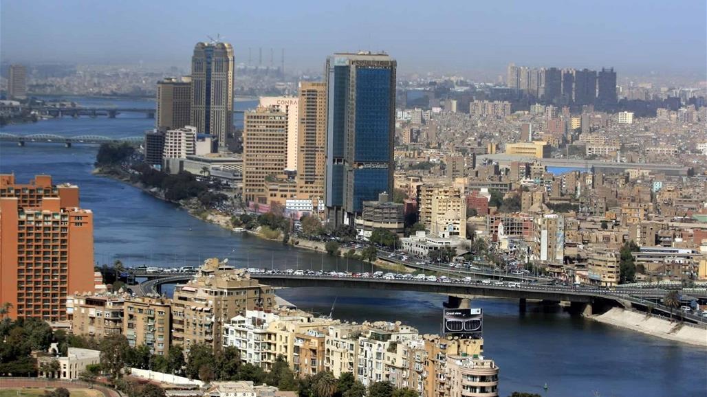 أمر رئاسي بإخلاء القاهرة من الوزارات