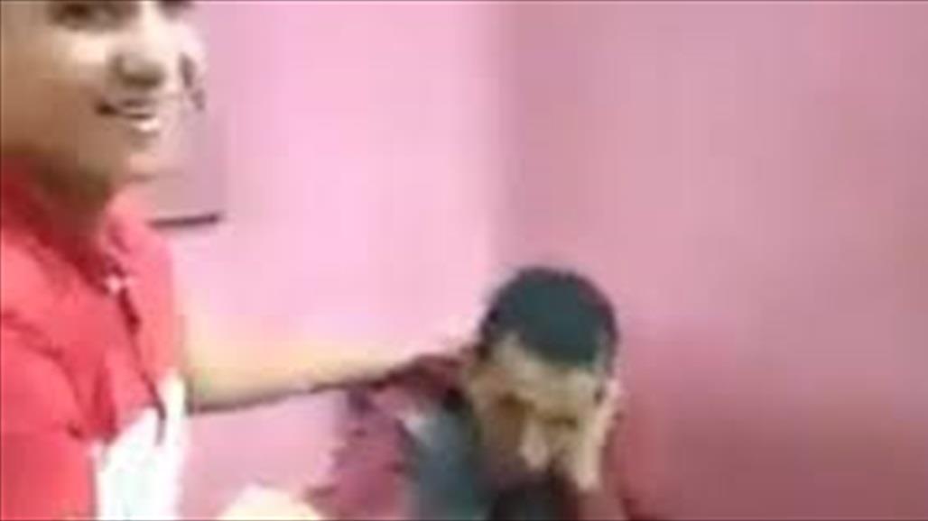 فيديو لاعتداء على "مريض ذهني" يشعل غضب المصريين