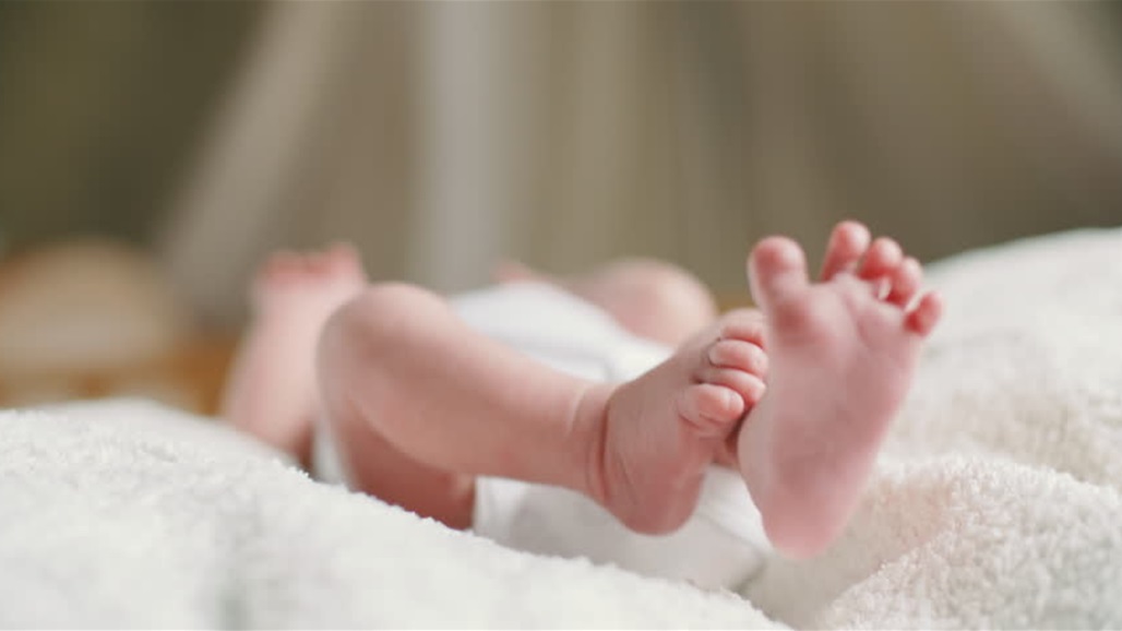 وفاة رضيعة بسبب حليب أمها