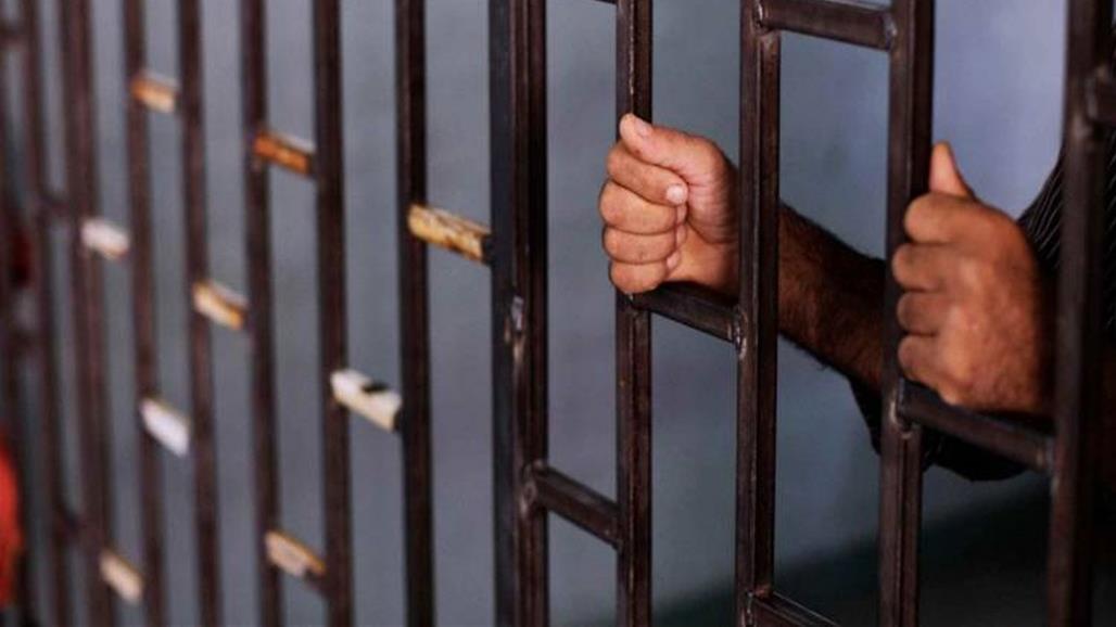 الحبس لبائع ومروج أدوية "رجيم" في الكويت