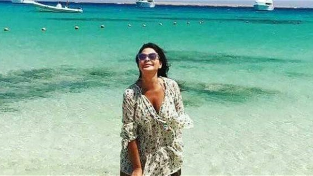 بعد اعتزالها... اليسا في عطلة صيفية على شاطئ البحر (صور)