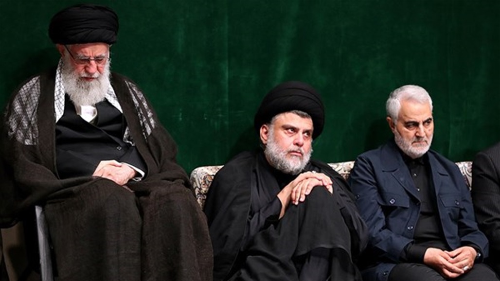 وسائل اعلام ايرانية تنشر صورة للصدر بموكب عزاء في ايران بحضور الخامنئي
