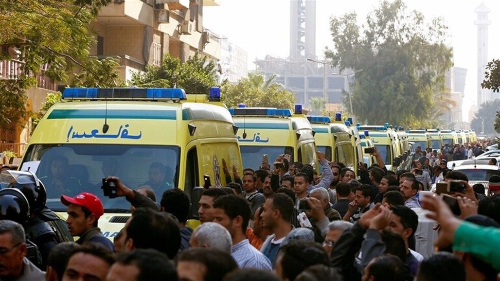 مصرع وإصابة 14 شخصاً بسقوط "ميكروباص" من جسر في مصر