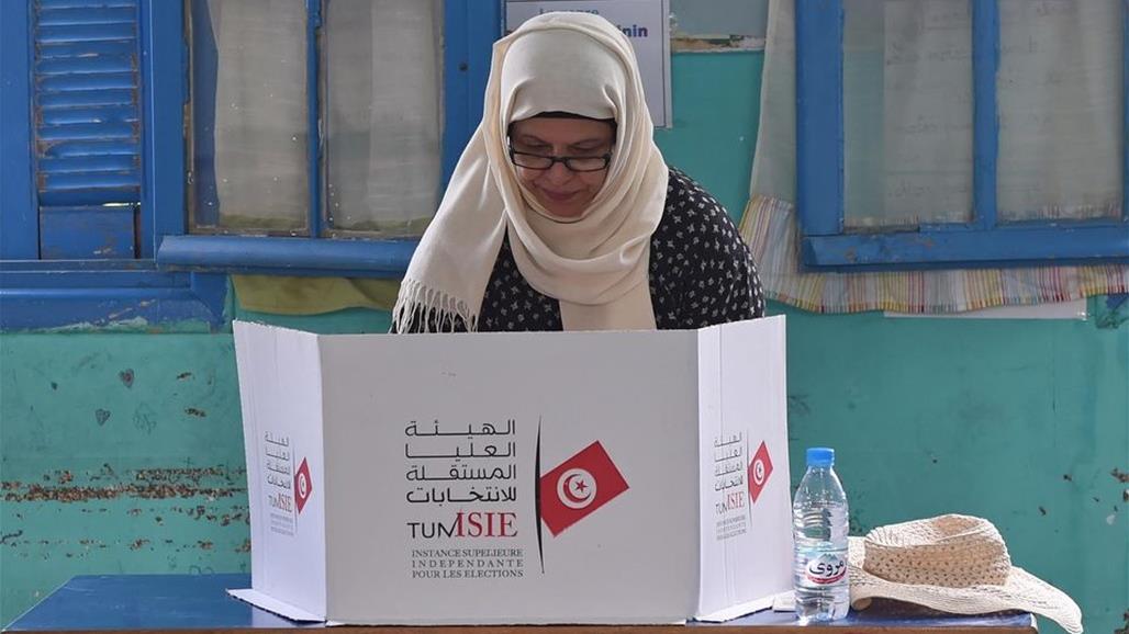 الانتخابات التونسية... جولة ثانية بعد "الزلزال الانتخابي" غير المتوقع