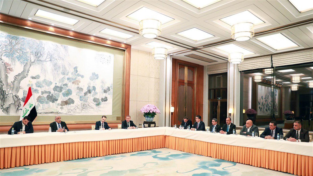 عبد المهدي يعقد اجتماعاً مع المحافظين في بكين ويدعوهم لمزيد من التعاون