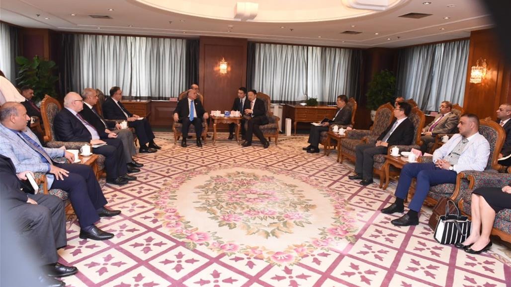  محادثات بين وزير المالية وأحد المصارف الصينية لتمويل المشروعات في العراق